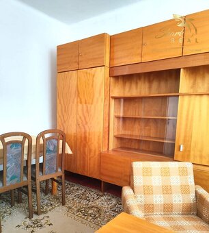 3 IZBOVÝ BYT - TOPOĽČANY - 8