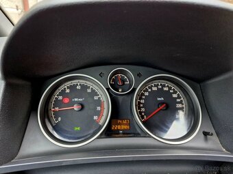 Opel Zafira - 8