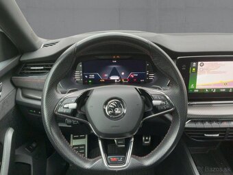 Skoda Octavia Combi RS 2.0TSI - 8