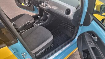 Volkswagen e-up - 8