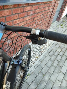 Predám zachovalý celoodpružený horský bicykel 26" - 8