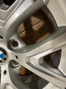Hliníkové disky BMW Styling 574 + zimné gumy 205/60 R17 - 8