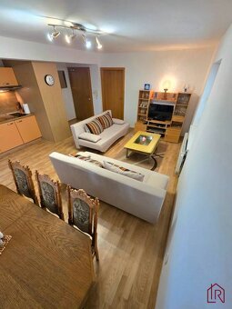 Apartmán, Nová Lesná, 46m2 + balkón, park. miesto, zariadený - 8