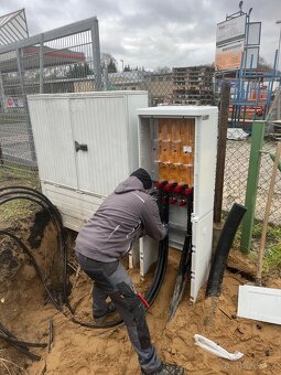 Elektrikár východne Nemecko - 8