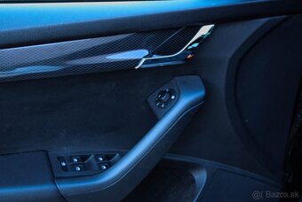 Škoda Octavia Combi 2.0 TDI RS DSG - 8