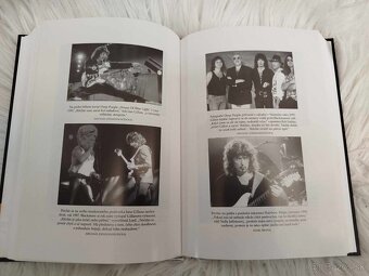 Ritchie Blackmore--2010--Černý rytíř--Jerry Bloom--Počet str - 8