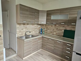 3 izbový byt na starom Juhu v Poprade - 8