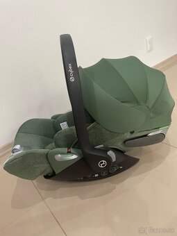 Cybex Cloud T+ a základňa Cybex Base T black - 8
