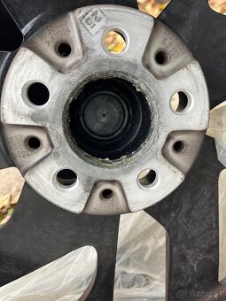 Komplet sada zimných pneumatík na originál BMW hliníkových - 8