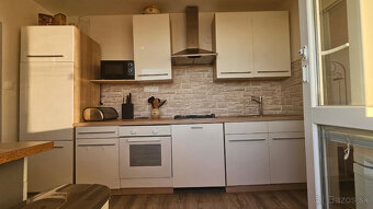 3-izb.byt v Senici - L. Novomeského s výťahom a lodžiou - 8