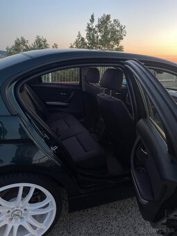 BMW E90 318d 90kw - 8