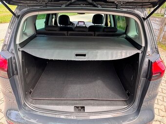 Opel Zafira Tourer - 8