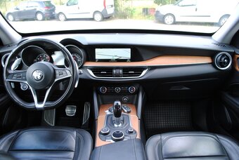 Alfa Romeo Stelvio 2.0 280k Benzín Q4 A/T⭐PREVERENÉ VOZIDLO⭐ - 8