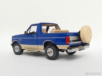 1:18 - Ford Bronco Eddie Bauer Edition - Greenlight - 1:18 - 8