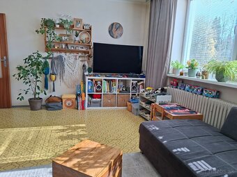 Rodinný dom v radovej zástavbe - Revúca - 8