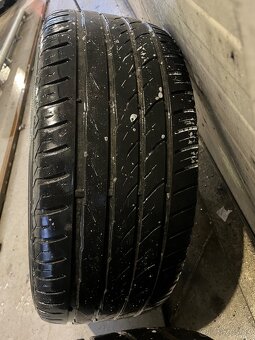 Styling 124 R18 245/40 - 8