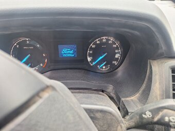 FORD RANGER 2,2 DIESEL 4X4 ROK 2018 - 8