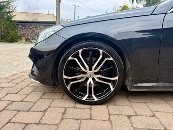 Mercedes-Benz E 350 d AMG Line - 8