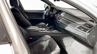 BMW X6 40d 225 kw AT pohonom 4x4 a s výkonom 305 hp - 8