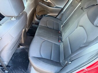 Hyundai i30 CW 1.4 T-GDi - 8