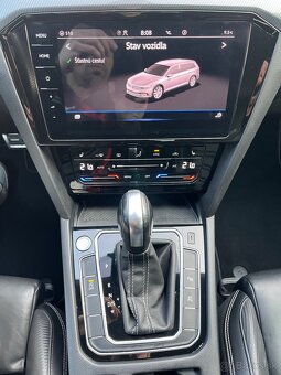 Volkswagen Passat Variant 2.0TDI R-Line 4Motion - 8