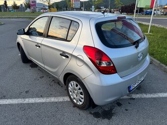 Predám Hyundai i20 1,2 - 8