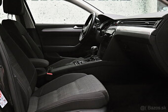 Volkswagen Passat Variant 2.0 TDI DSG EVO Elegance - 8