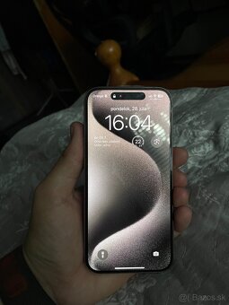 iPhone 15 Pro Natural Titanium - 8