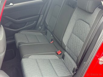 VW Passat Variant 2023- 2.0 TDI EVO Business DSG -NEBÚRANÉ- - 8