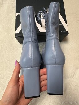 Modré kožené čižmičky zn. ZARA - 8