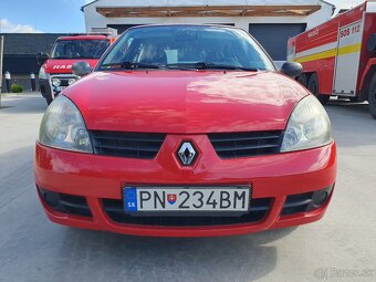 Renault Clio 1.2i - 43 KW - 8