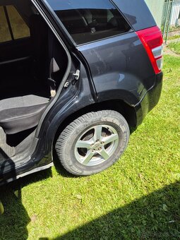 Suzuki Grand Vitara 1.9ddis r.v2006 - 8
