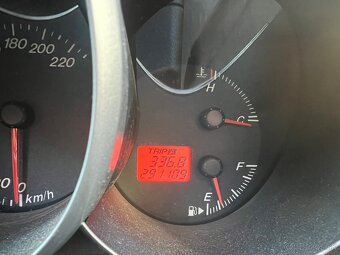 Mazda 3 1,6 TDi,Nová STK/EK - 8