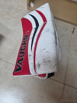 Brankarska vystroj - 8