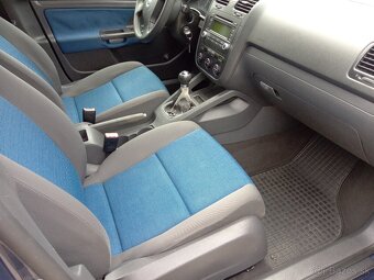 Volkswagen Golf V - 8
