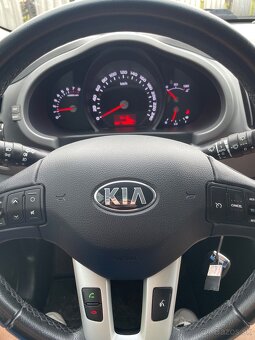 Kia sportage - 8