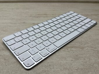 Apple Magic Keyboard (USB–C) - 8