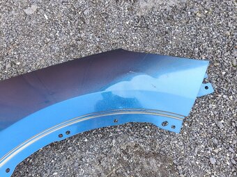 Ford Kuga  pravy blatnik lv4b-s16065 Kuga 3 2020 - - 8