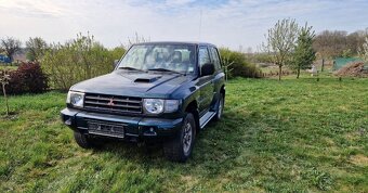 Pajero 2.5 - 8