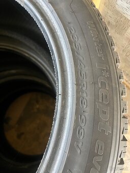 Nové pneu. Hankook winter icept Evo3 235/45 r18 - 8