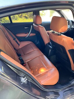 BMW 120i hatchback - 8
