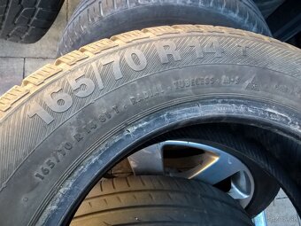 2 ks ZIMNÉ 165/70 R14 81T BARUM cca 7-8 mm - LEN 15,-€/kus - 8