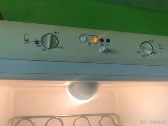 Chladnička z mrazakom Whirlpool - 8