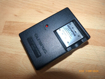 JVC PANASONIC OLYMPUS nabijacky 10e kus - 8