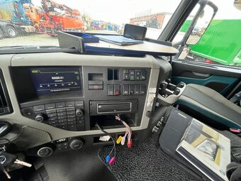 Volvo FM 420-6x2–Valník+HR-Palfinger PK 27002-SHE 27t/m+Jib - 8