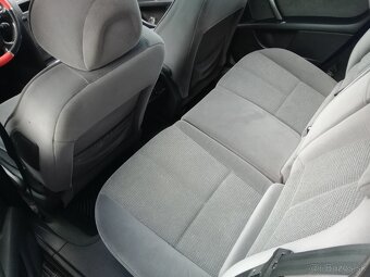 Predám Peugeot 407 SW 1.6. HDI 80 kw rok 2006 - 8