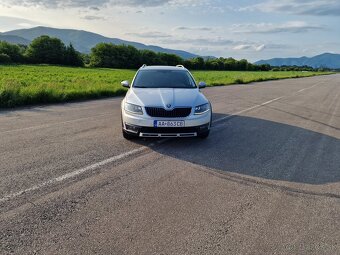 Škoda Octavia III Scout 2.0 TDI 4x4 - 8
