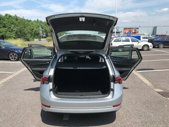 Škoda Octavia Combi 2.0 TDI SCR Style DSG - 8