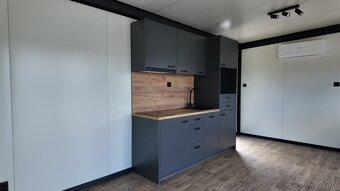 tiny house, kontejner 9×3 m – kancelář, obchod, bydlení - 8