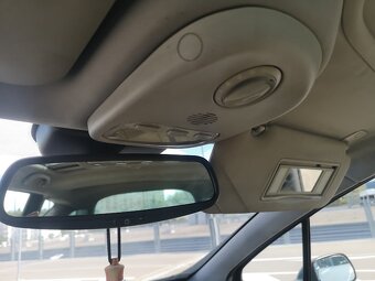 Peugeot 407 SW 2,0 HDI - 8